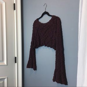 Crop Knit Sweater / Wide Sleeves